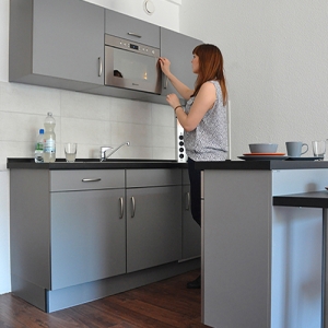 Hochhauswohnen im Farbquartier | 1,5-Raum-Apartment